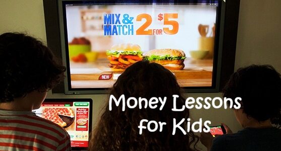 Kids watching a TV advert showing how advertising shapes money lessons for kids